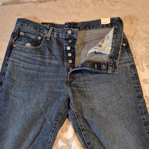 NWT•Woman's Levi's 501 Original•High Rise•Button Fly•W33/L32•100%Cotton